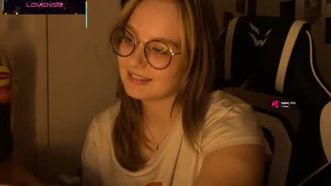Snapshot of jacywinslat chatting on October 8, 6:34 pm jacywinslat online show from October 8, 6:34 pm