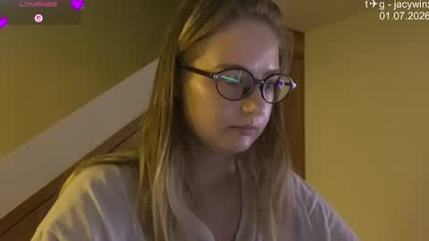 jacywinslat online show from July 1, 5:12 pm