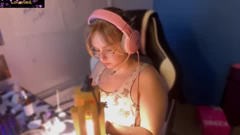 Snapshot of jacywinslat chatting on March 3, 3:15 pm jacywinslat online show from March 3, 3:15 pm