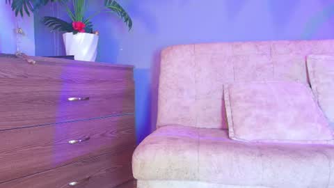  Jade Brunete  online show from June 25, 8:32 pm