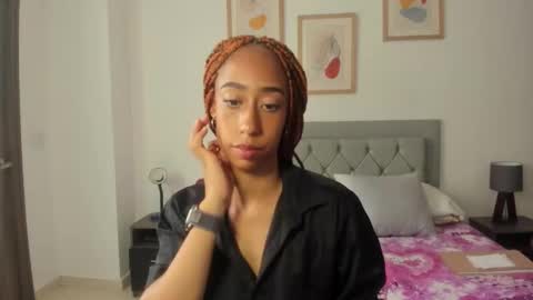 Jade smile online show from October 30, 5:47 pm