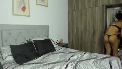 Snapshot of jade_obi chatting on September 18, 4:16 pm Jade smile online show from September 18, 4:16 pm
