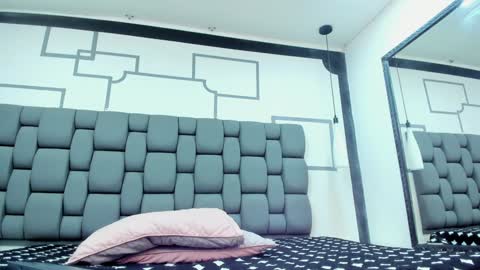 Snapshot of jade_squirt chatting on December 31, 10:58 am Jade online show from December 31, 10:58 am