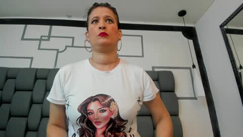 Snapshot of jade_squirt chatting on January 13, 10:58 am Jade online show from January 13, 10:58 am