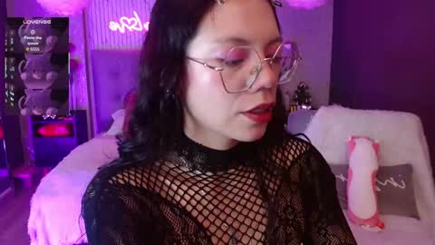 JADE online show from January 9, 9:19 pm