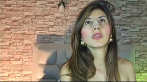 jade white  online show from July 28, 6:20 pm