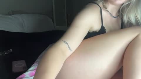 Jade james online show from June 13, 3:37 am