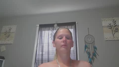JadeLuv online show from May 1, 4:43 pm
