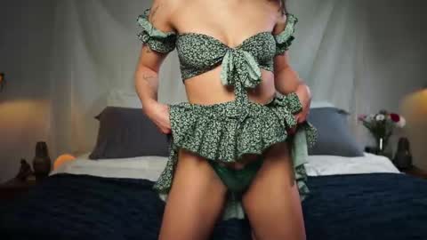 Jade online show from March 12, 11:54 pm