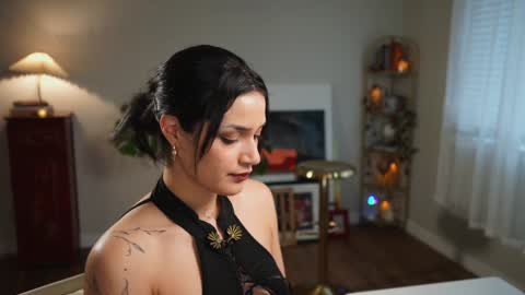 Jade online show from January 7, 11:24 pm