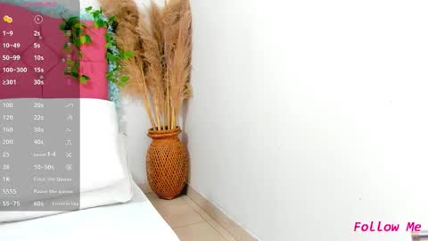 jadiya   Hot online show from October 14, 11:35 am