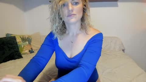 elena online show from February 12, 2:45 am