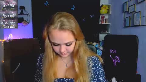 Snapshot of jaklin_meow chatting on September 16, 9:45 pm Jakline online show from September 16, 9:45 pm
