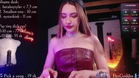 Rude and greedy bitch  Professor of Micropenisology online show from January 18, 7:43 pm