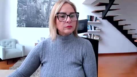 Snapshot of janeturner chatting on March 4, 1:28 pm JANE TURNER MILF online show from March 4, 1:28 pm