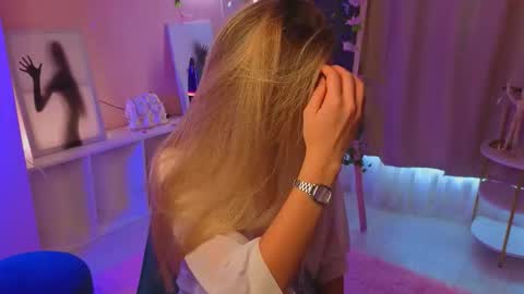 Hi Im Alice and here youll find something online show from October 23, 6:30 am