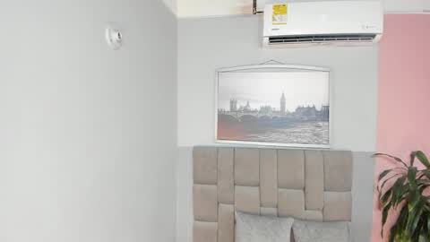 Janna online show from November 6, 11:05 am