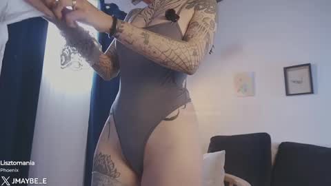   jmaybe e online show from October 7, 3:05 pm