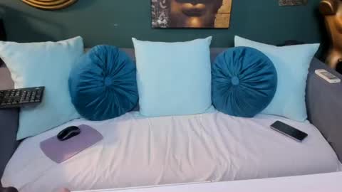 JaqulinneHot online show from July 14, 4:39 am