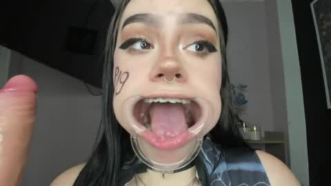 Maria online show from May 15, 3:54 am