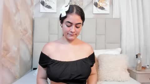 Snapshot of jaslyn__smith chatting on October 21, 4:22 pm Jaslyn online show from October 21, 4:22 pm