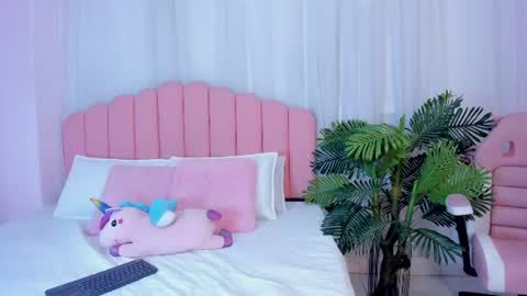      online show from July 31, 5:14 pm