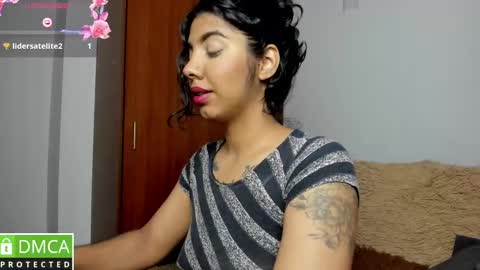 Snapshot of jasmine_bunny_ chatting on March 3, 6:09 pm Jasmine online show from March 3, 6:09 pm
