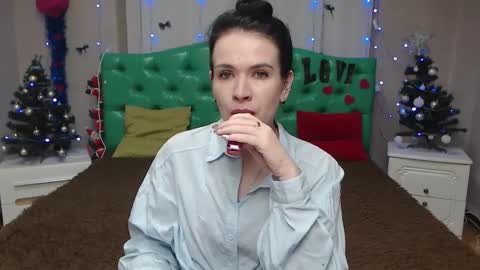 JasmineKouch online show from January 12, 6:35 pm