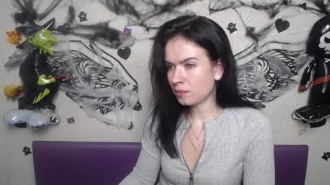 JasmineKouch online show from November 6, 8:37 pm