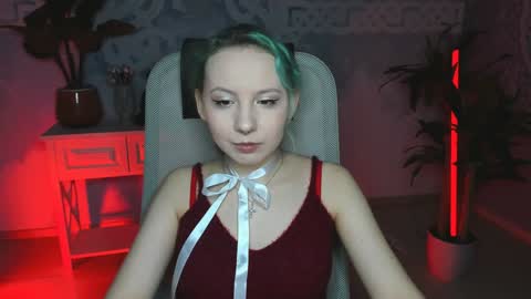 Snapshot of jasminemilko chatting on December 6, 5:09 am Jasmine online show from December 6, 5:09 am