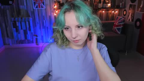Snapshot of jasminemilko chatting on December 15, 5:13 am Jasmine online show from December 15, 5:13 am