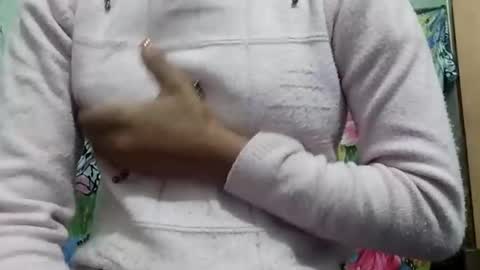 jasspreettt online show from December 12, 2:59 am