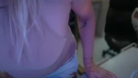 JAV online show from February 18, 1:27 am