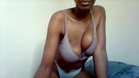 jay_amis online show from May 10, 6:21 pm