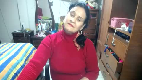 jazmim online show from July 1, 8:19 pm