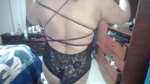 jazmim online show from May 1, 4:21 pm