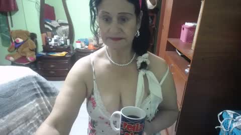 jazmim online show from October 3, 1:27 pm