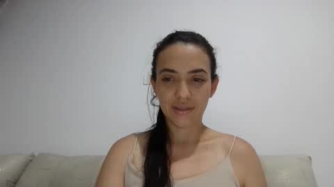 jazminojeda online show from May 21, 5:49 am