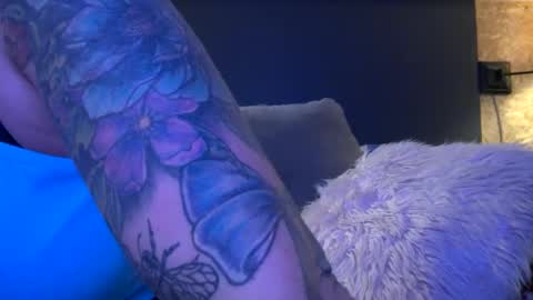 Snapshot of jazzmcjames chatting on September 10, 11:38 pm jazzmcjames online show from September 10, 11:38 pm