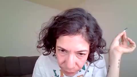 jeanneduval8888 online show from May 30, 11:00 pm