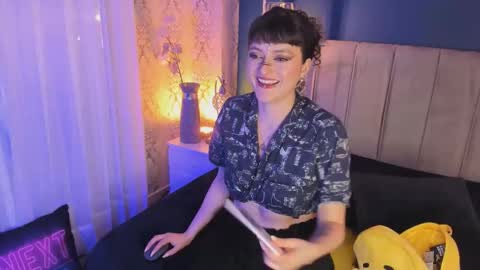 Snapshot of jeannesabatier chatting on October 20, 7:50 pm Jean online show from October 20, 7:50 pm