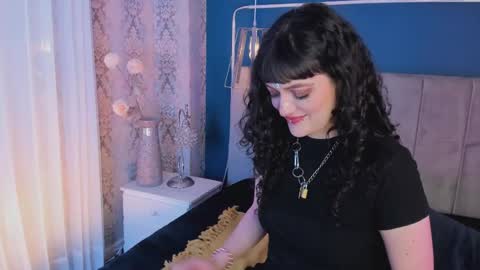 Snapshot of jeannesabatier chatting on October 7, 7:51 pm Jean online show from October 7, 7:51 pm