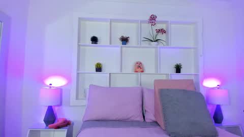 Jehn online show from September 15, 1:41 pm