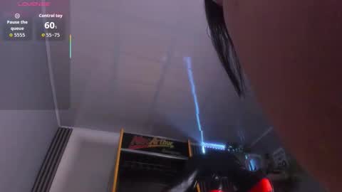 Angie online show from November 11, 9:01 pm