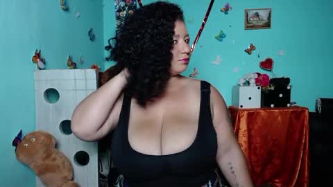 jenifer bigboobs online show from February 17, 4:31 am