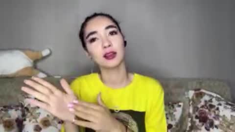 Snapshot of jenifersimon chatting on September 25, 4:33 am Jenifer online show from September 25, 4:33 am