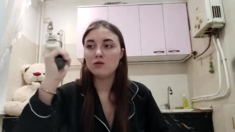 Jeniffer online show from December 15, 10:37 pm