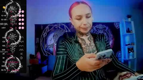 Snapshot of jennalovvee chatting on October 2, 3:00 am Mrs. Jenna online show from October 2, 3:00 am