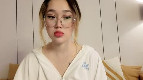 JENNA online show from May 1, 5:32 am