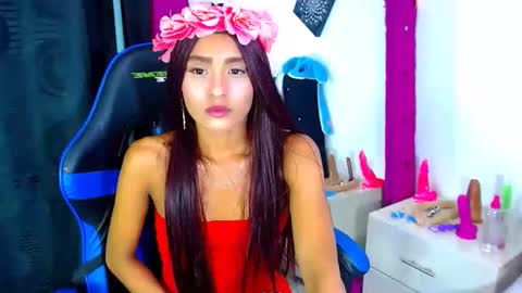 jenn online show from February 1, 8:13 am